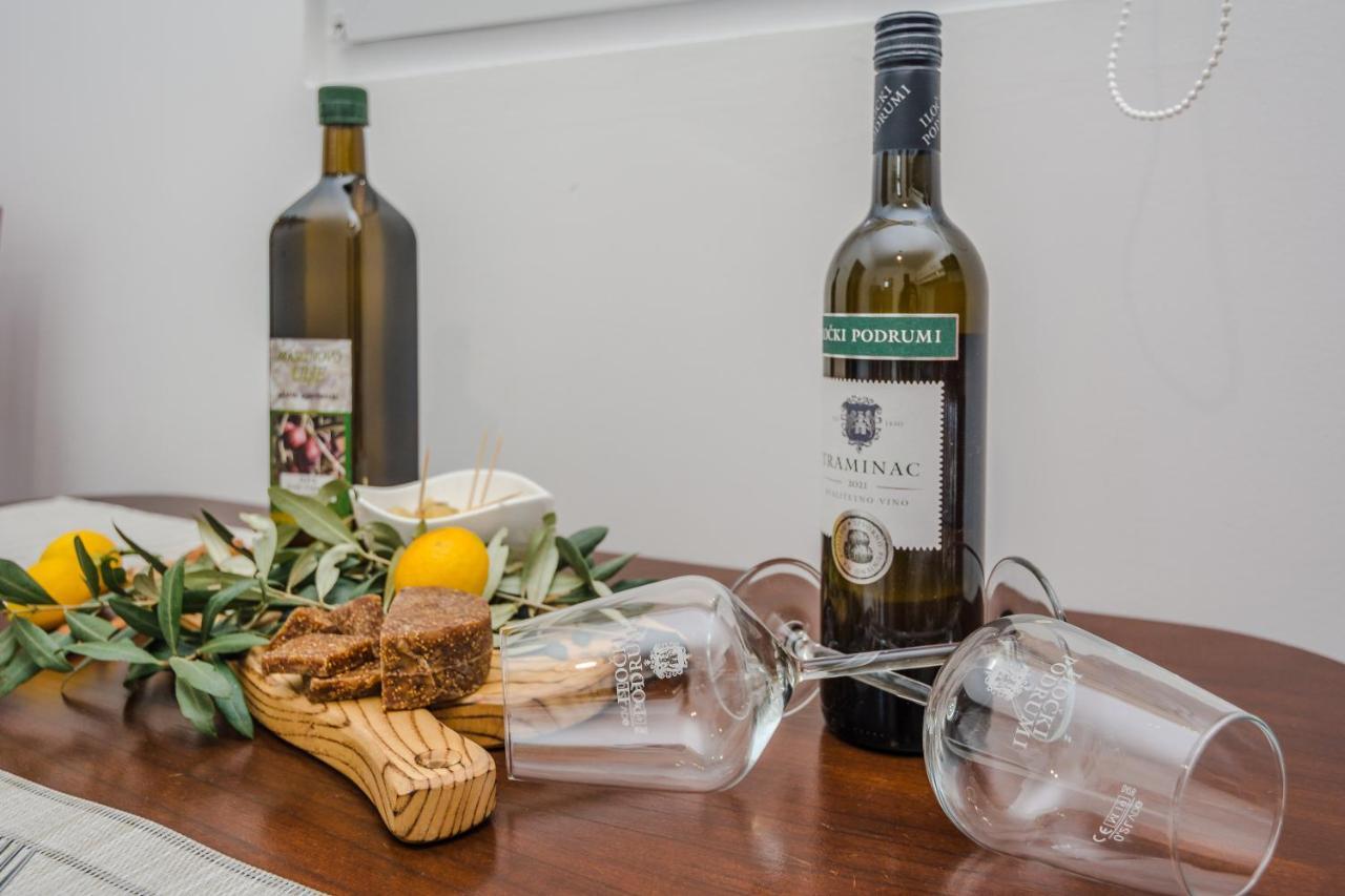 Lovely Apartment M&K In Peaceful Area - Zadar Exteriör bild